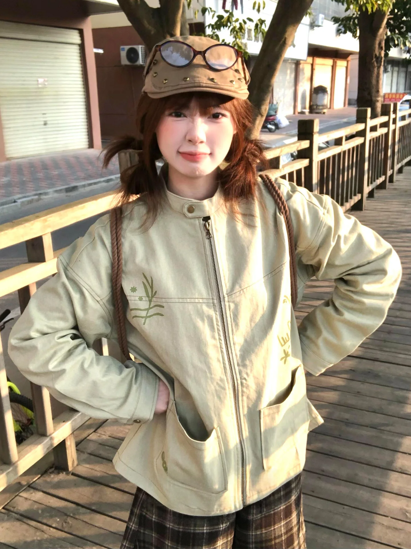 

Ретро-кардиган в японском стиле для женщин: свободный повседневный топ на молнии для ранней весны, модный, для работы и отдыха, с цветочным принтом