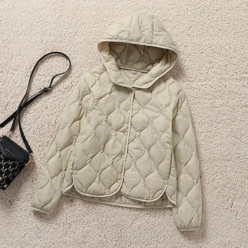 Autumn and Winter New Women's Lightweight Down Jacket Fashion Warm Windproof Slim White Duck Down Hooded Mature Women's Jacket