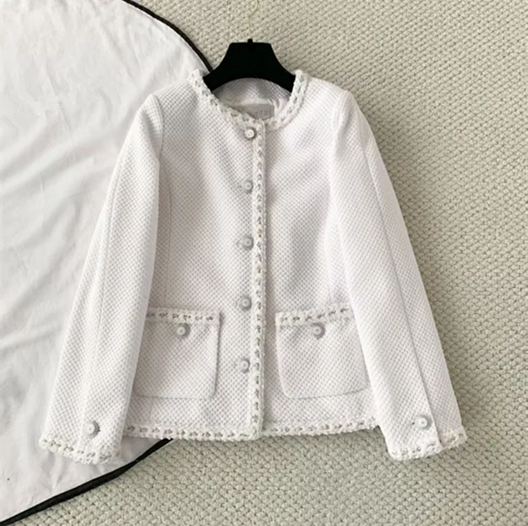 Customized European-style women's clothing 2025 Winter new arrivals Long-sleeved black and white single-button coat set