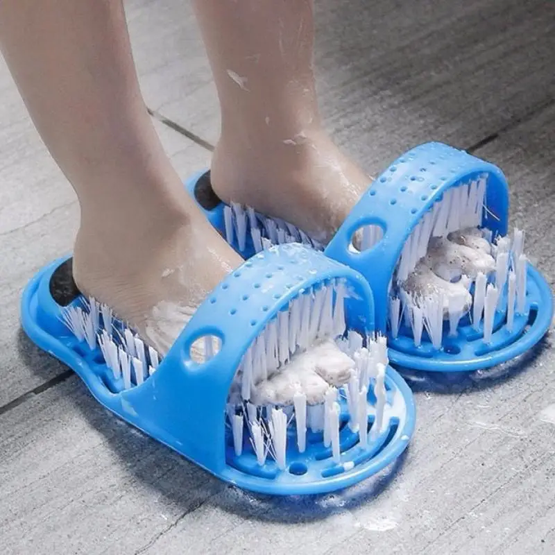 Spazzola per la pulizia dei piedi del bagno per la casa pantofola in plastica rimuovi la pelle morta massaggio pantofola Scrubber scarpa da bagno con spazzola