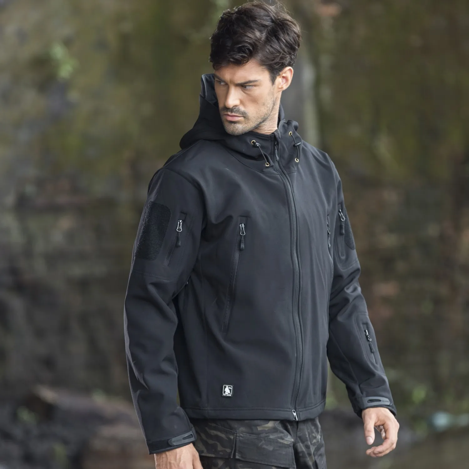 

FREE SOLDIER Men's Outdoor Waterproof Soft Shell Hooded Military Tactical Jacket