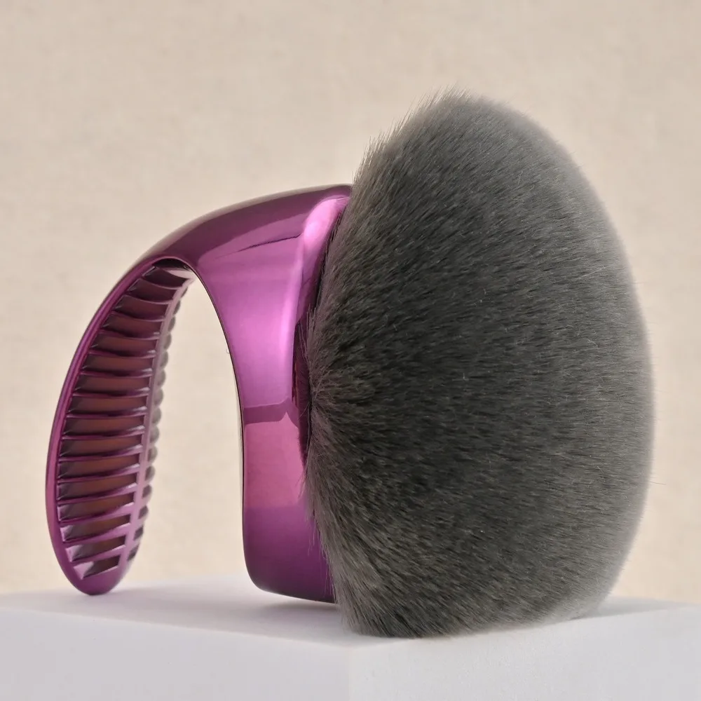 

Beauty Blend & Blur Body Kabuki Brush Extra Large Professional Self Tanner Brush Vegan Bristles Powder Blush Brush Foundation