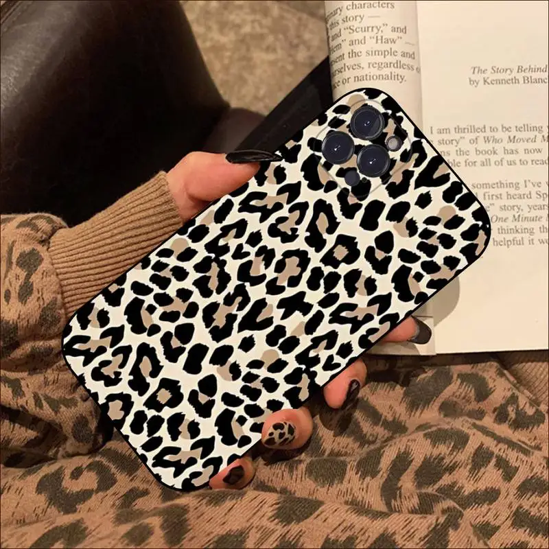 Leopard Print Phone Case For iPhone 8 7 6 6S Plus X SE 2020 XR XS 14 11 12 13 Mini Pro Max Mobile Case