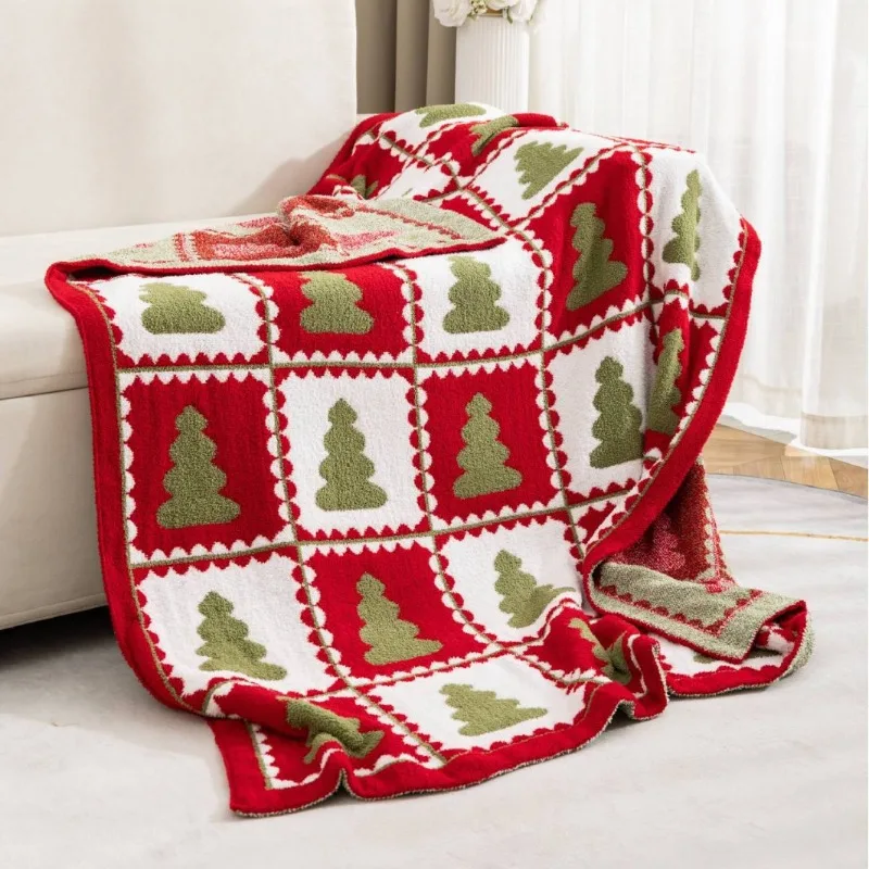 Christmas Knitted Blanket Soft Comfortable Sofa Blanket Suitable for All Seasons Compact Lightweight Festive Decorations