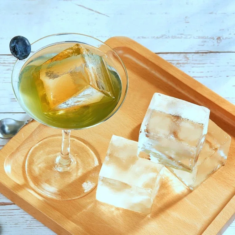 Commercial Large Cube Ice Maker (Water-Spray Ice Making) for  Drinking