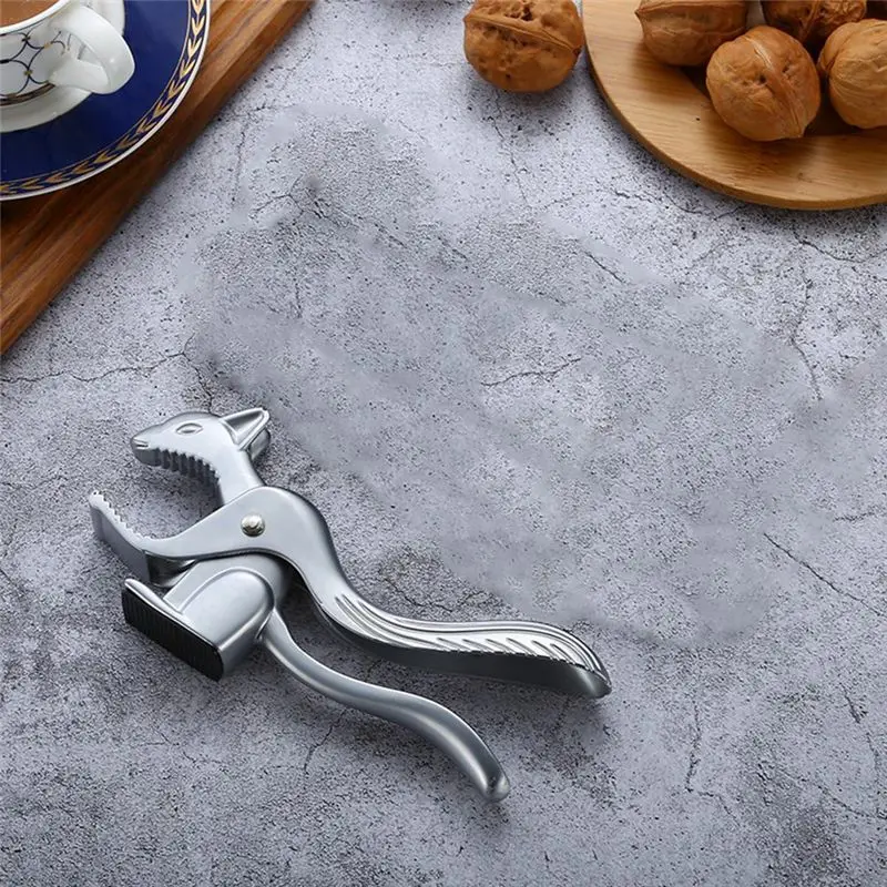 GOOD-Hazelnut Nut Pliers Squirrel Shaped Walnut Pecan Nutcracker Sheller Sheller Kitchen Tools Shelling Pliers