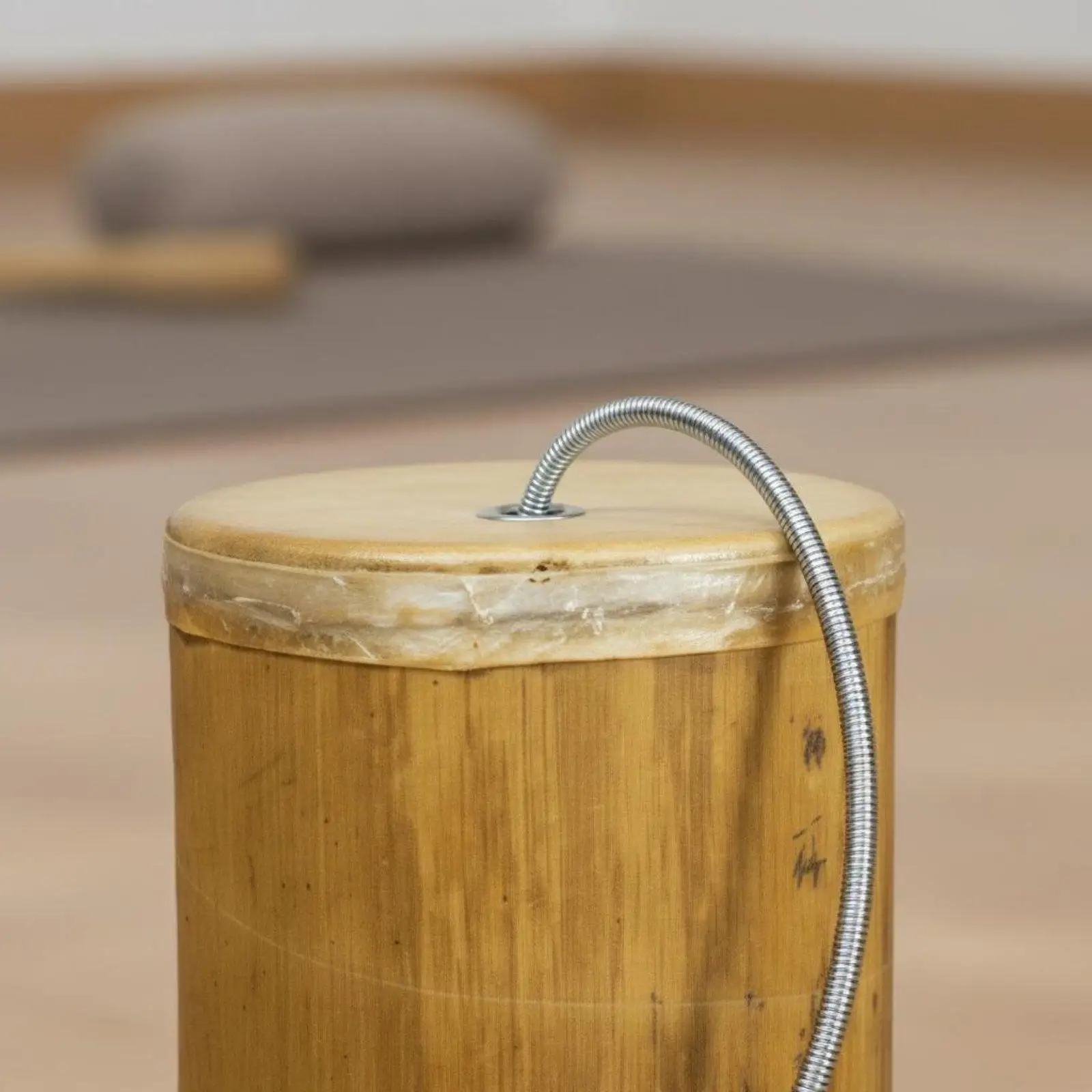 Thunders Tube Bamboo Can Shaped Spring Drum Shaker for Mindfulness Practice, Meditation