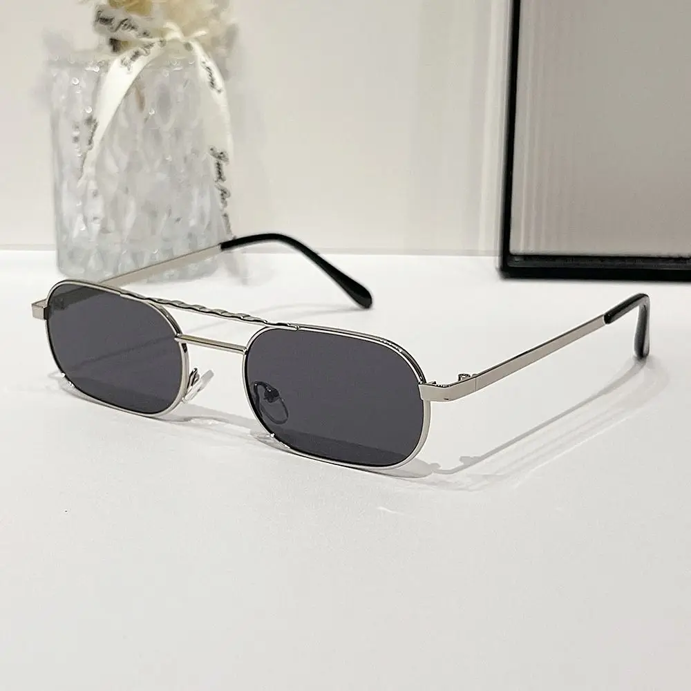 Hip Hop Small Sunglasses Trendy UV Protection Metal Frame 90's Glasses Beach/Travel/Streetwear Eyeglasses for Women & Men