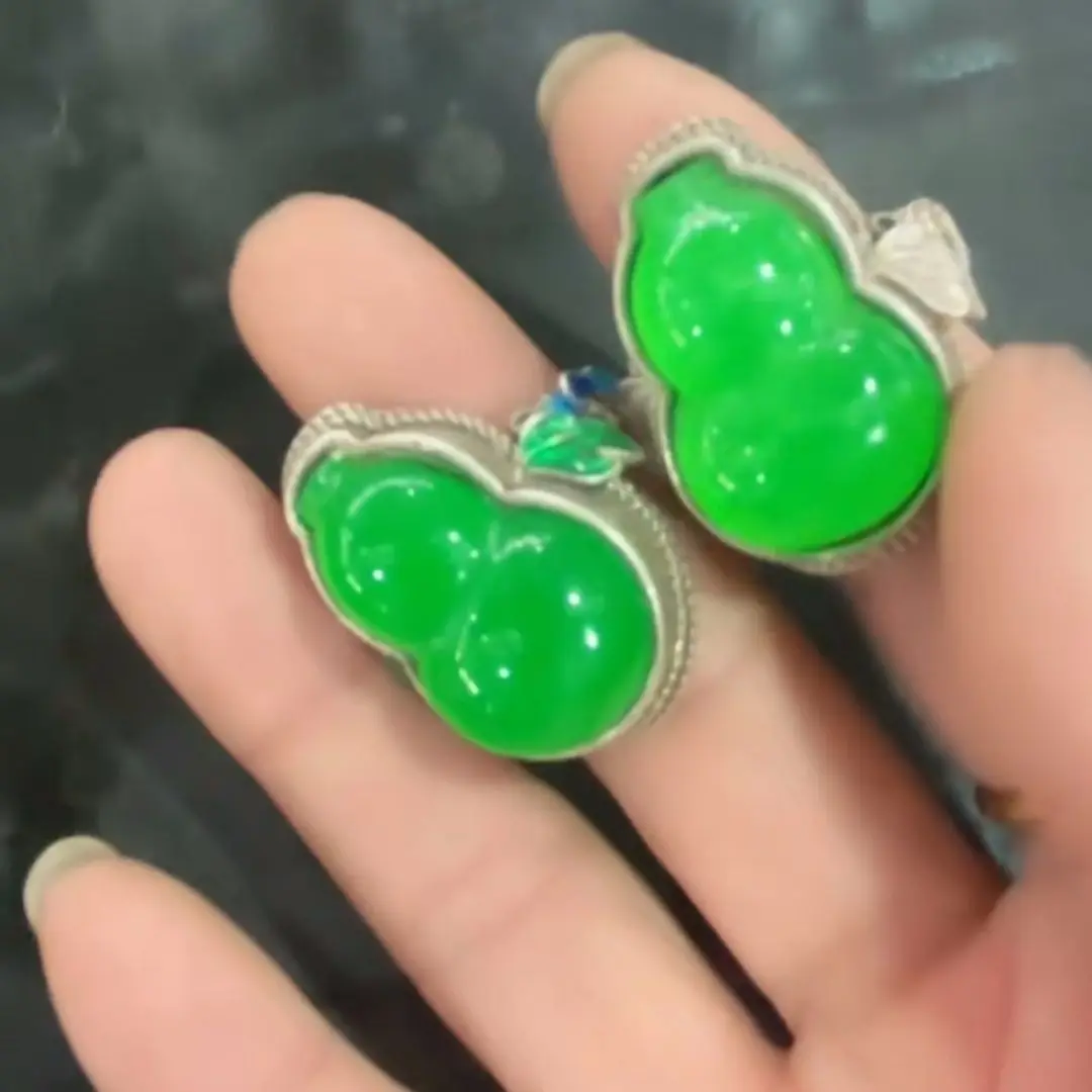 

collection, returned from overseas, with old patina, old silver inlaid Bashan jade gourd ring, adjustable ring, gourd ring