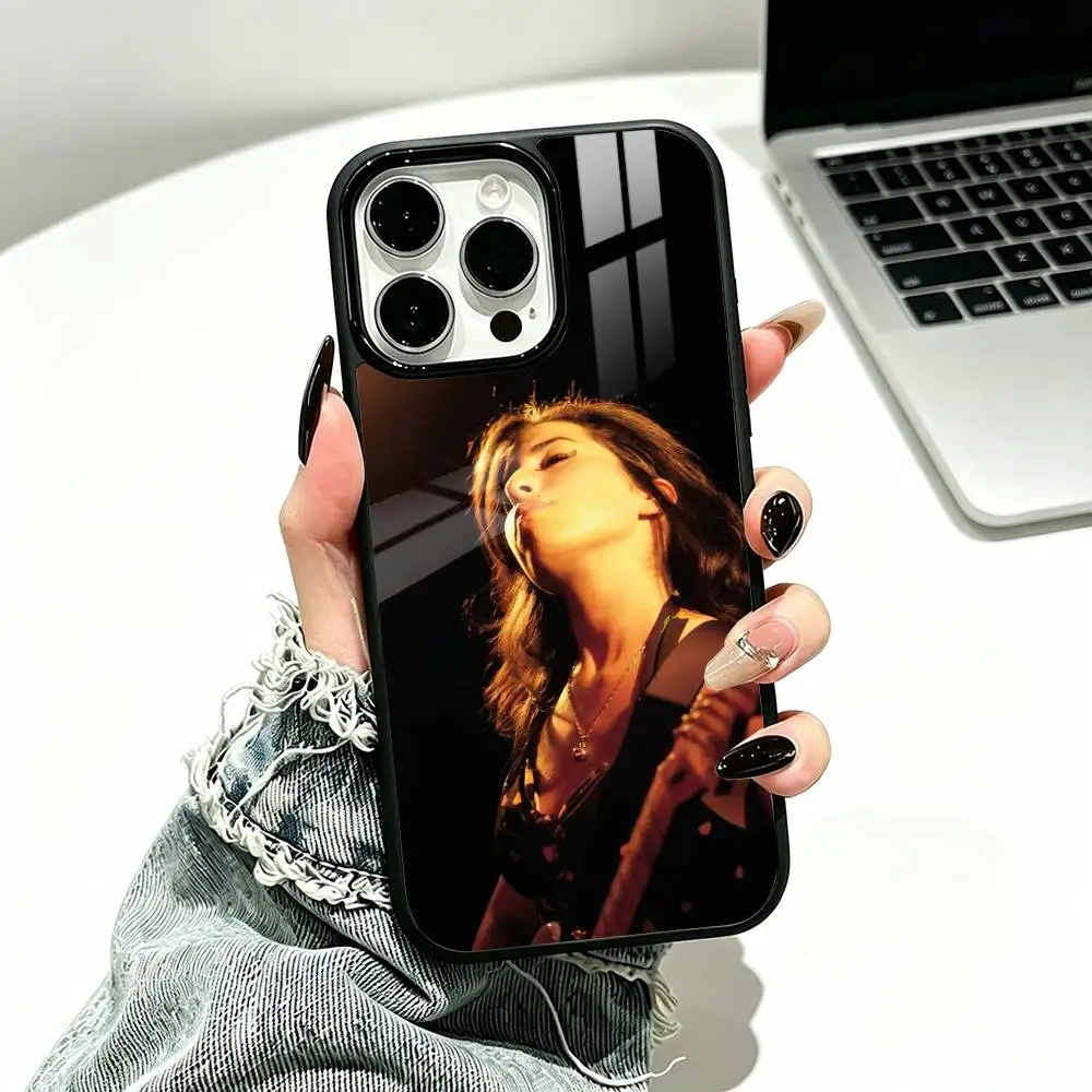 Singer Amy W-Winehouse  Phone Case For iPhone12,13,14,15,16,17/18Pro Max Plus Wireless Charger Cover Funda