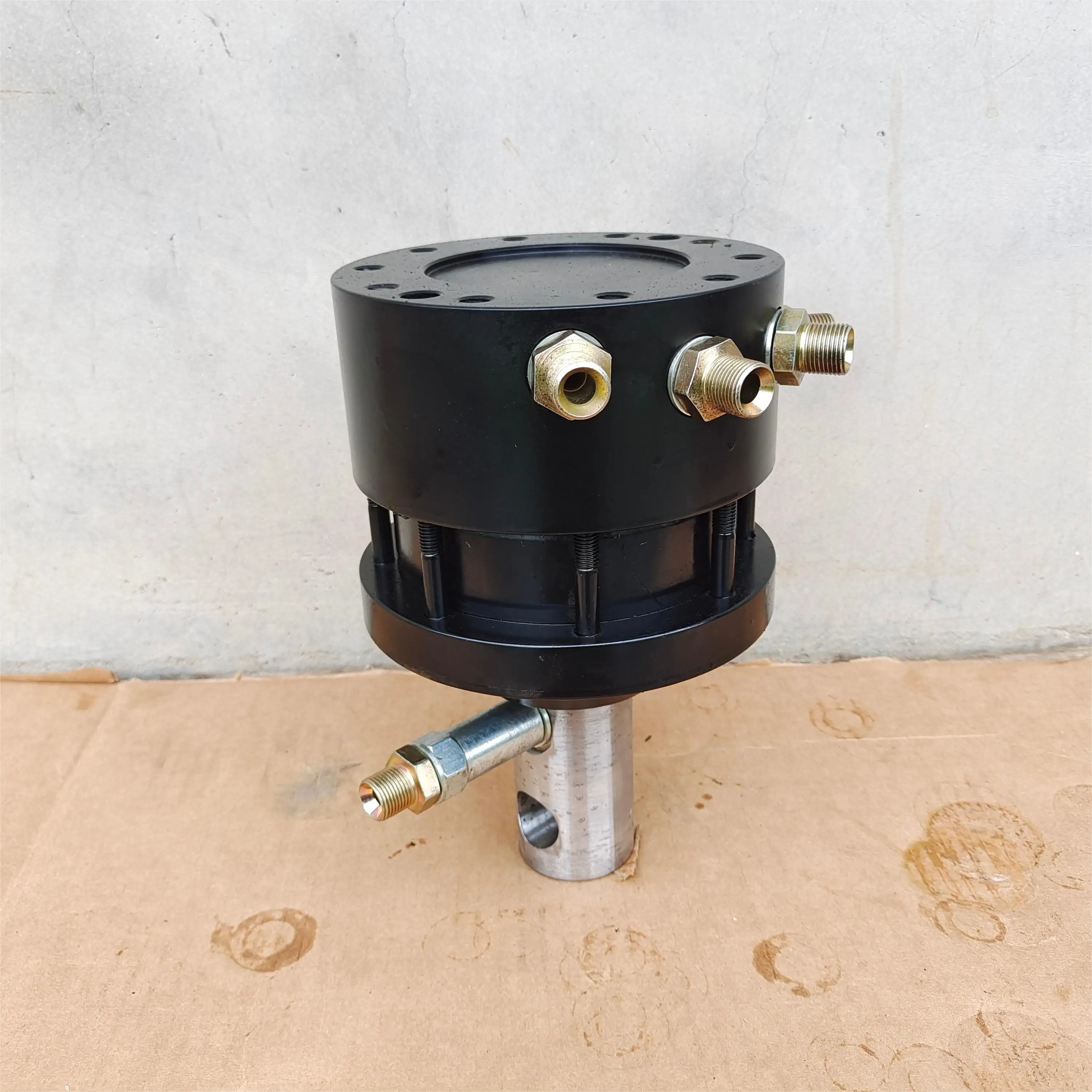 GR30C Hydraulic Rotator Motor For Excavator No Swing Design For Forestry Log Handling