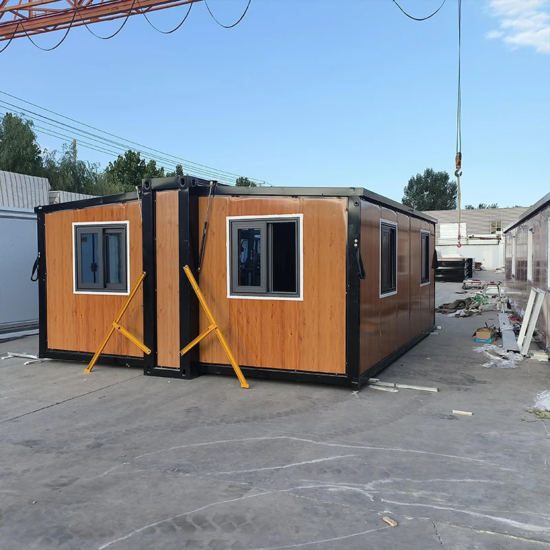 Luxury 20ft 40ft Prefab Modular Shipping Container Retail Store Building Prefabricated House Home Container  Customized Hot Sale