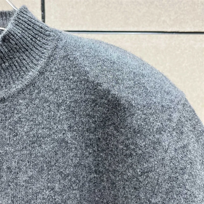 Damski sweter Nowy elastyczny, dzianinowy, dopasowany krótki rękaw, idealny na zimę 2025, 100% wełna, golf, damski pulower z golfem.