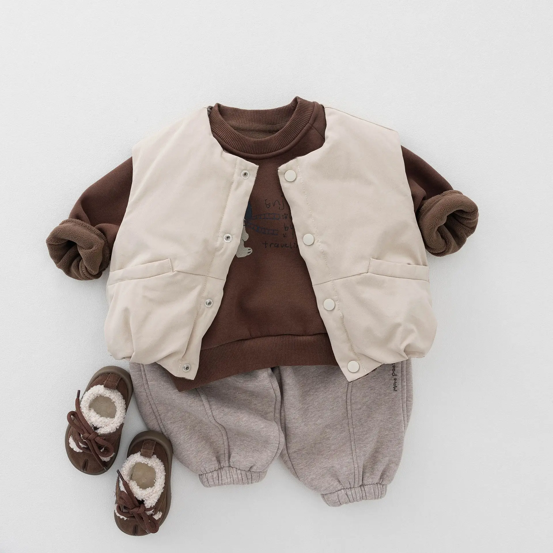 2026 Winter New Children Sleeveless Reversible Vest Boys Cotton Padded Jacket Girls Thick Warm Plaid Cardigan Kids Clothes