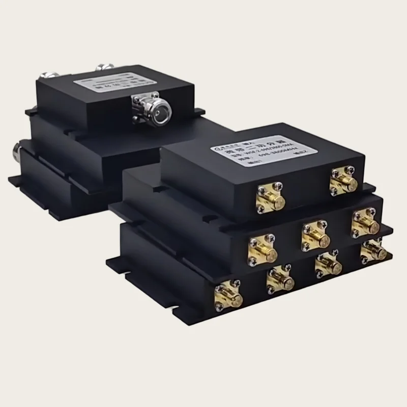 2/3/4-way N/SMA female connector 698-3800MHz microstrip power divider