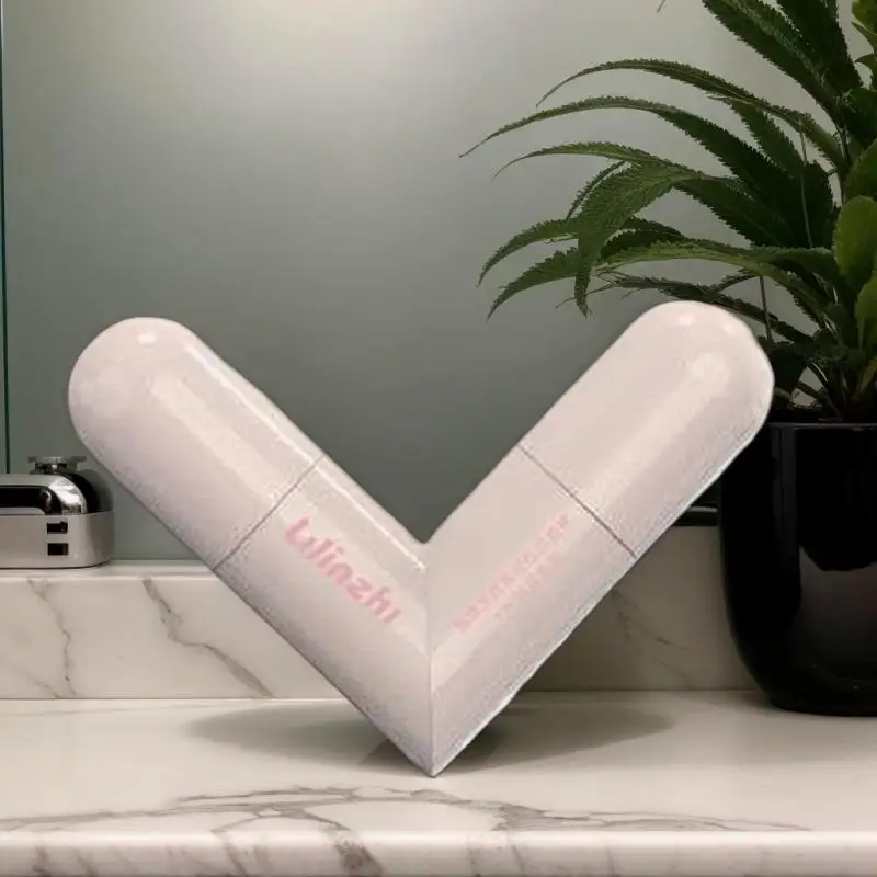 ปากกาอายไลเนอร์แบบหมุนได้พร้อมหัวคู่ในตัวสำหรับเขียนขอบตาอย่างแม่นยำ ติดทนนาน ใช้งานง่าย อุปกรณ์เครื่องสำอาง