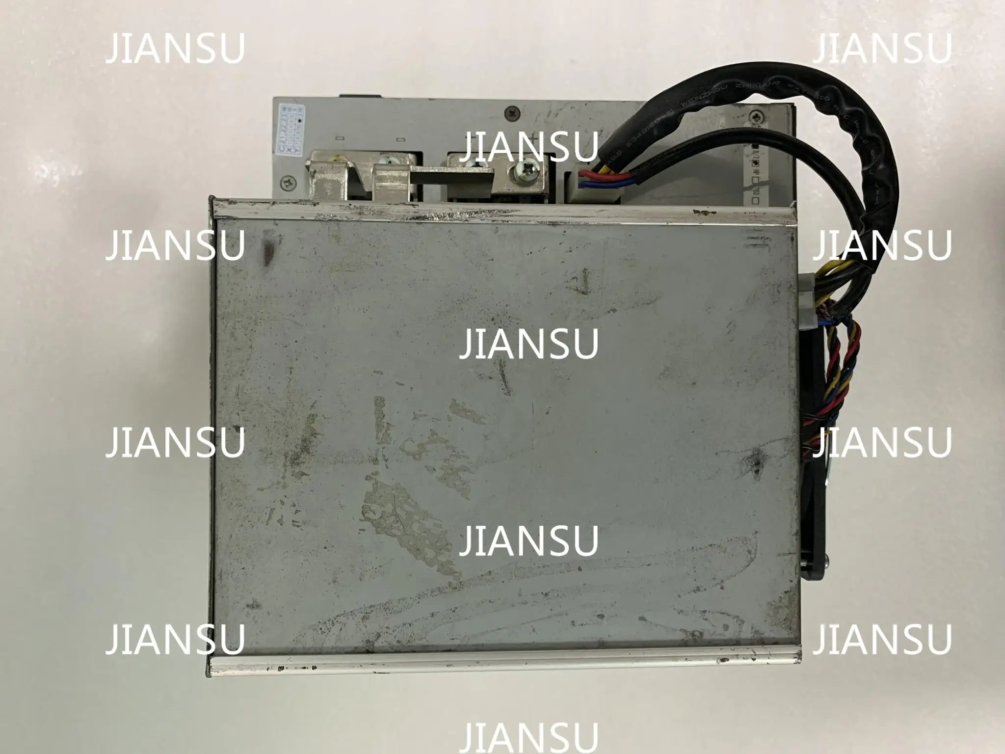 Б/у Майнер для биткоинов Ebit E12 44T SHA256, Майнер для биткоинов Asic лучше, чем E10.3, E9i, antminer S17, S17E, T17, S9, Z15, T2T, T3, M20S, M21S