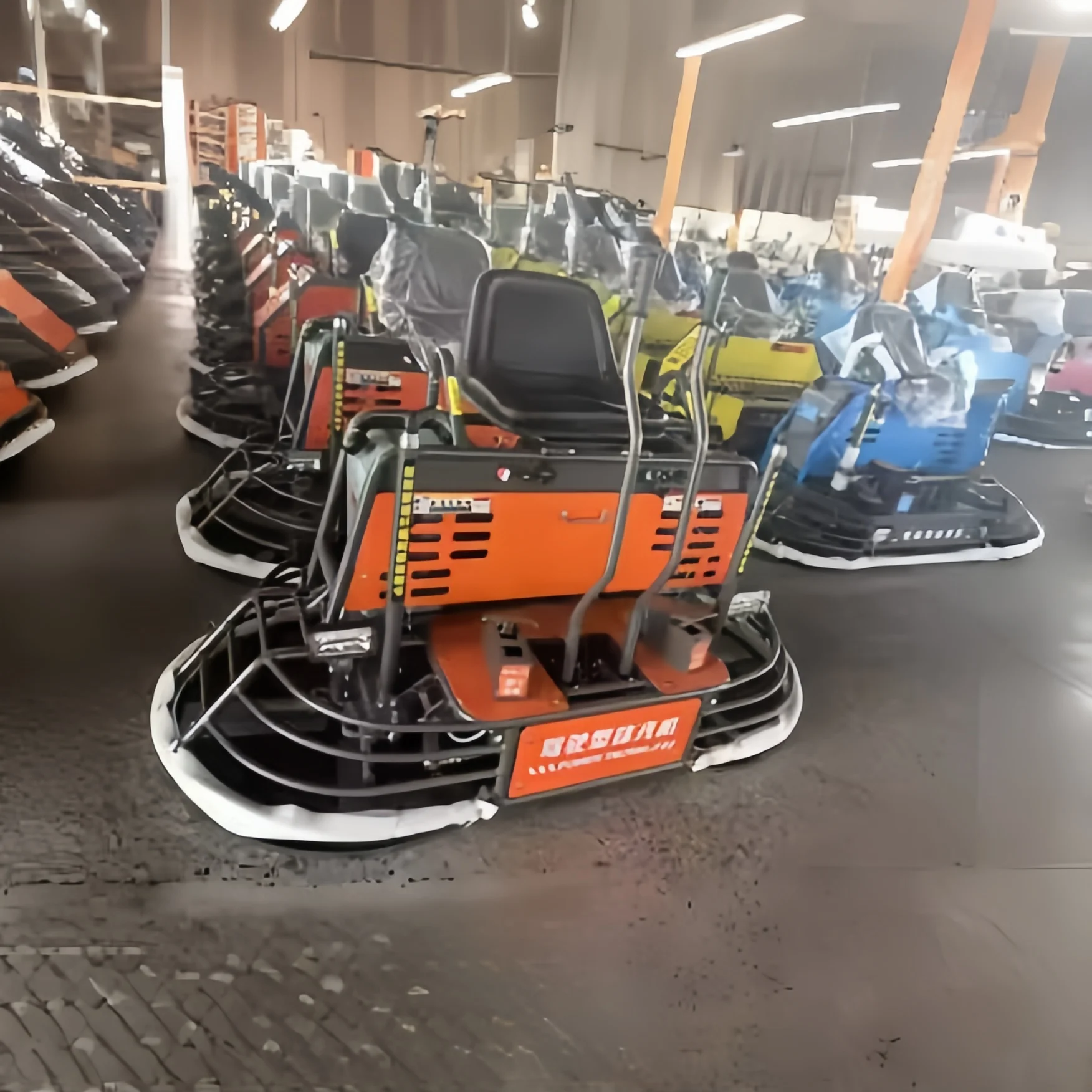 Multifunctional Smoothing Machine for Aliexpress, 27HP Ride-on Power Trowel, Road Building Concrete Finishing