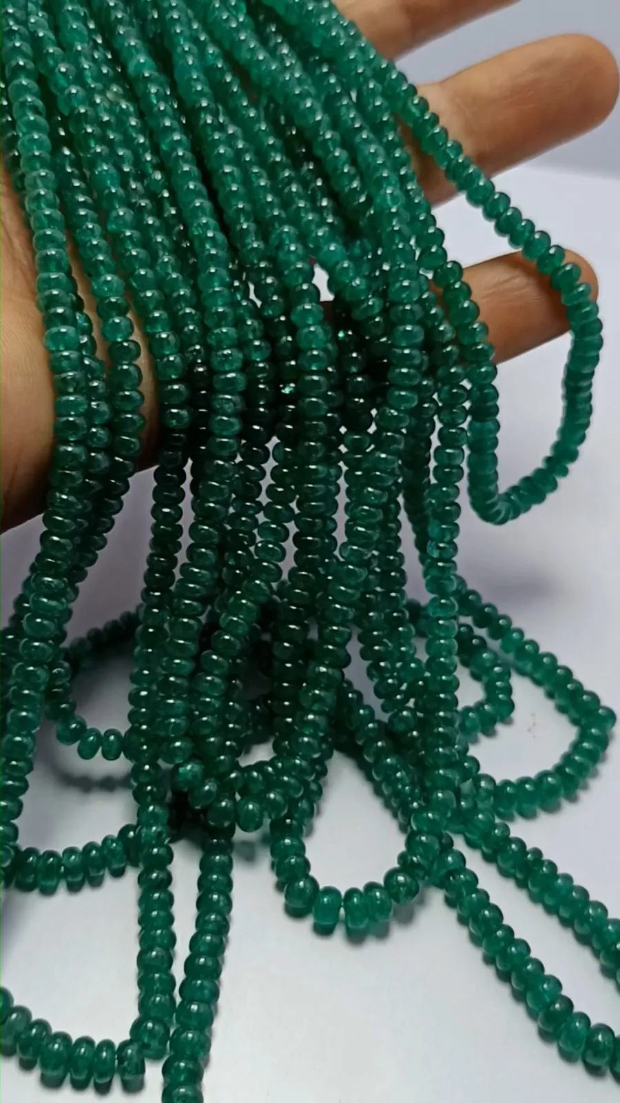 Natural Emerald Beryl Smooth 2x4mm Beads 694 Carat 9 Line String Necklace