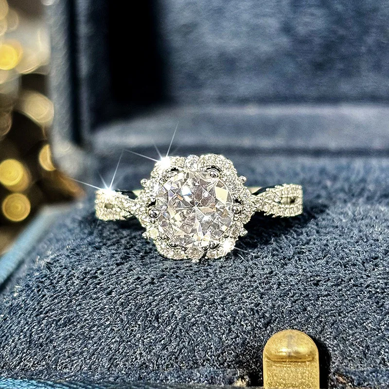 Luxury Female Jewelry 925 Sterling Silver Large Round Cut White Flower CZ Zircon Couple Rings for Women Wedding Bridal Ring Gift
