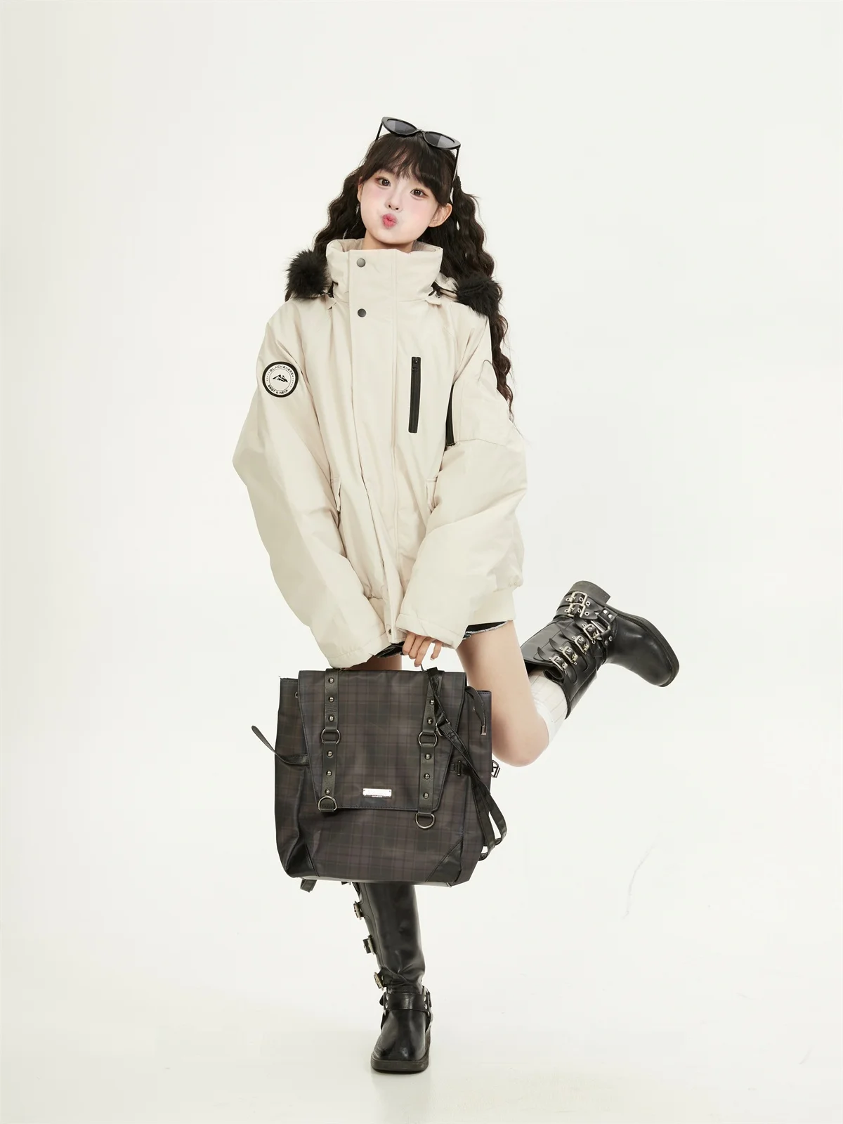 Women's Thickened Cotton Jacket with Removable Fur Collar Outdoor Winter Warm Workwear Korean Style Loose Fit Zipper Closure