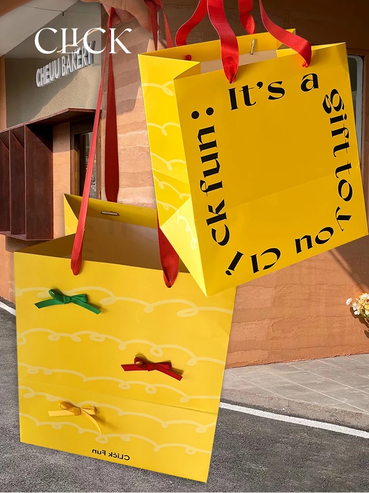 

Cli Original Design Large Knot Gift op Paper Bag Super Durable High End Paaging Handheld Paper Bag