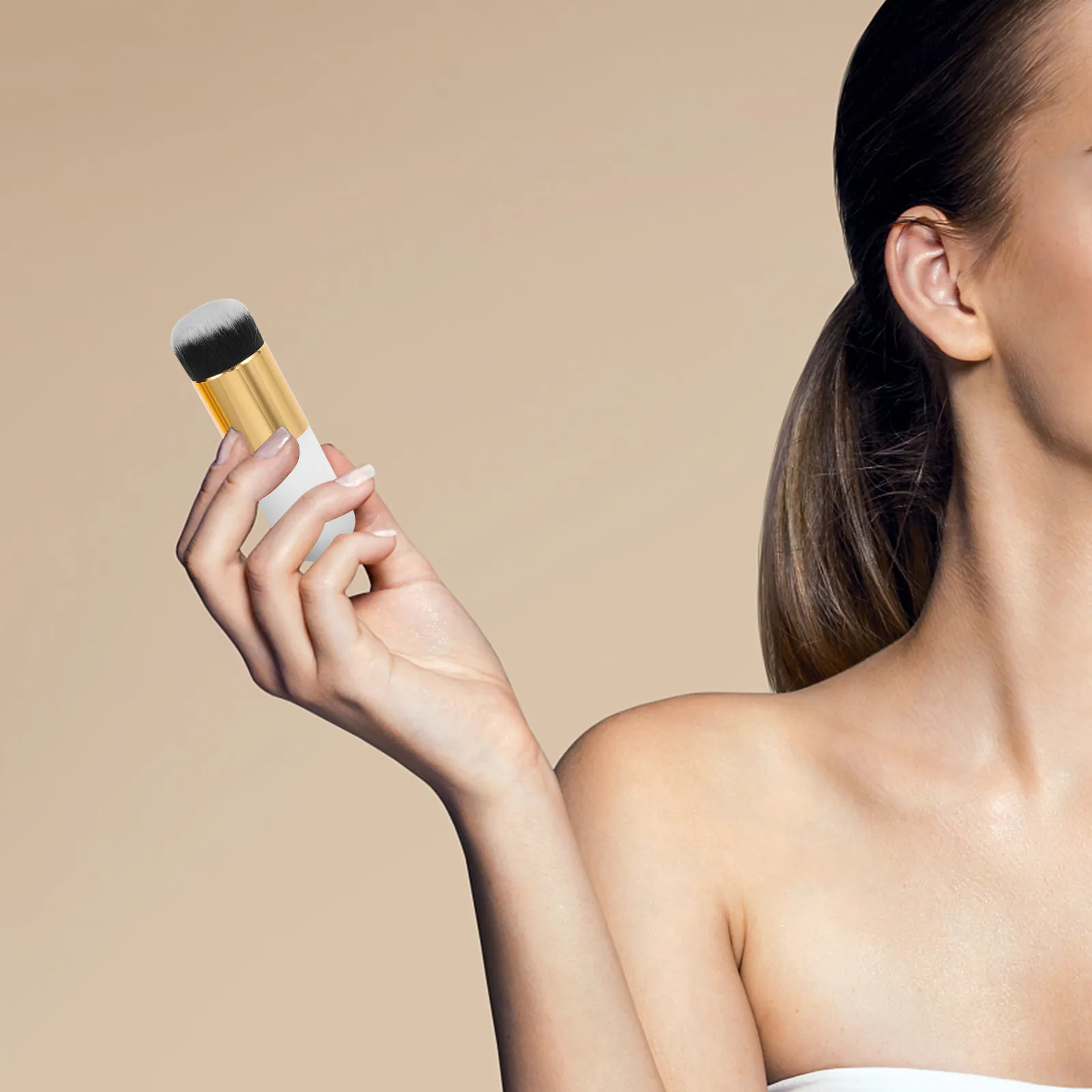 conjunto-de-2-pinceis-de-maquiagem-de-alta-densidade-sem-queda-de-pelos-para-aplicacao-de-base-creme-blush-e-po-solto-para-mulheres