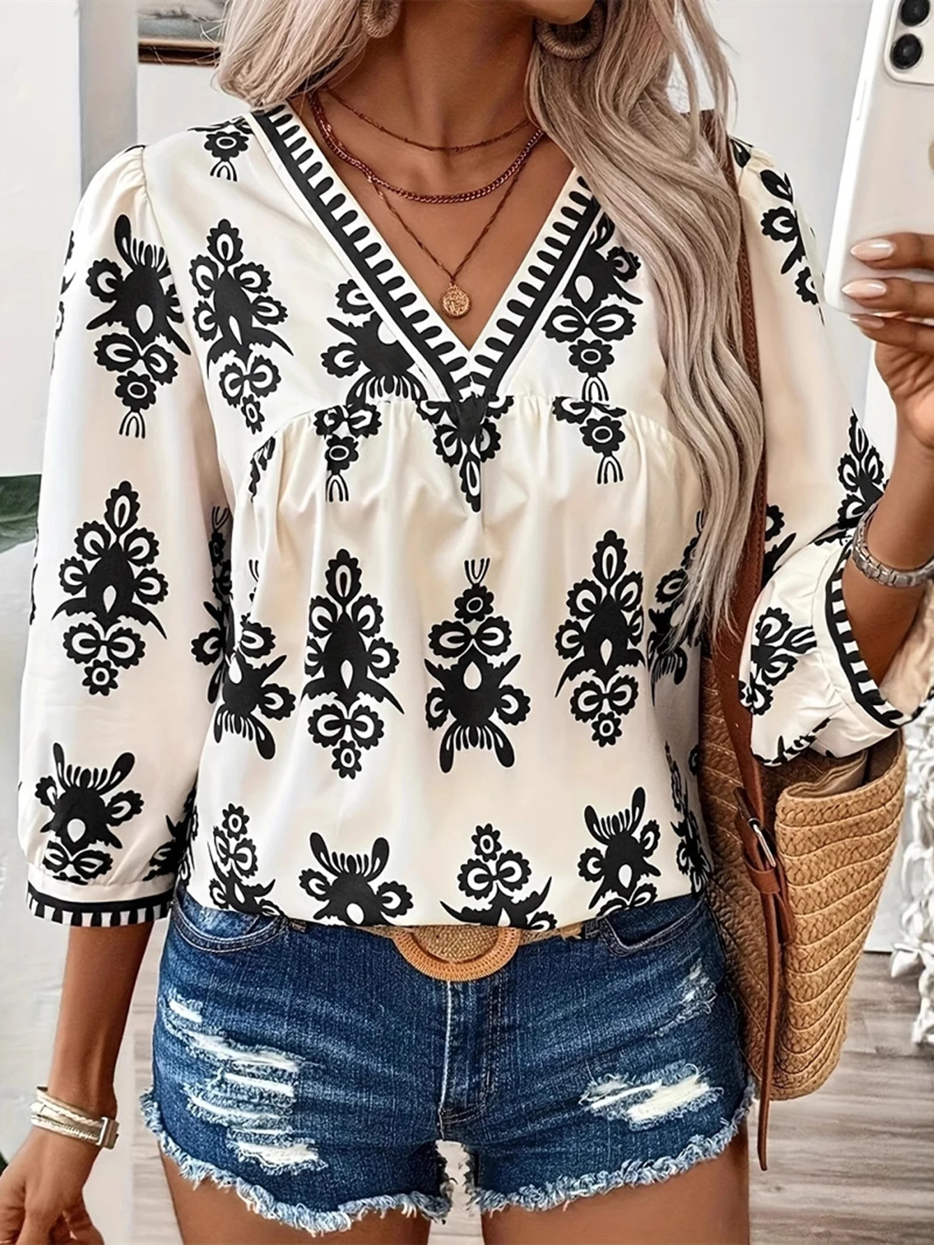 

Женская осенняя блузка, повседневная маленькая рубашка с v-образным вырезом и коротким рукавом контрастного цвета с графическим принтом, повседневная одежда, приличная маленькая рубашка