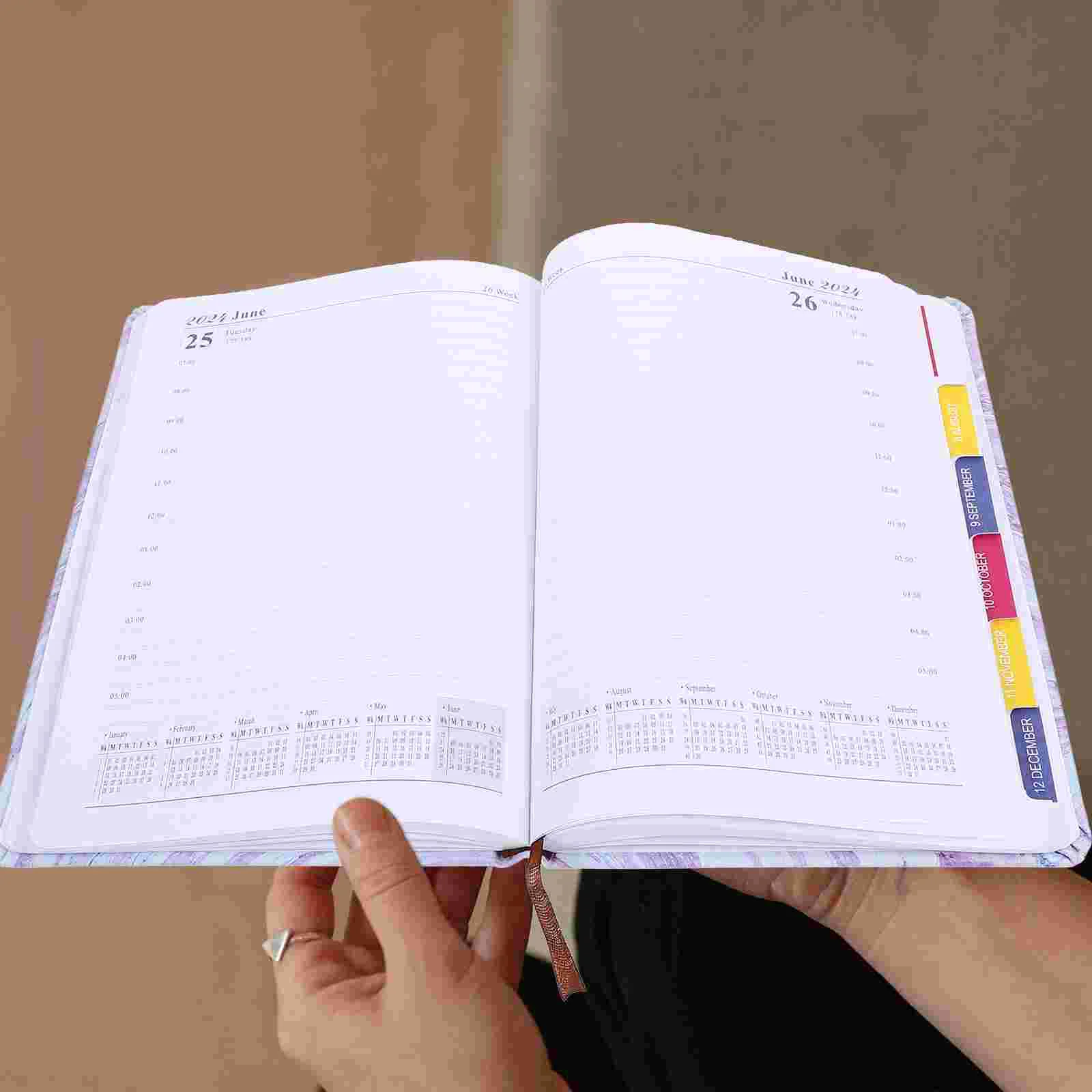 

Portable The List 2024 Agenda 365-day Almanac Elastic Band Notebook Spanish Office Schedule Notepad Notebooks Paper Planning