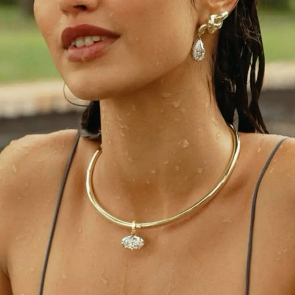 

Elegant Crystal Pendant Gold Plated Choker Necklace Women Dainty Elegant Adjustable Collar Necklace Party Body Jewelry