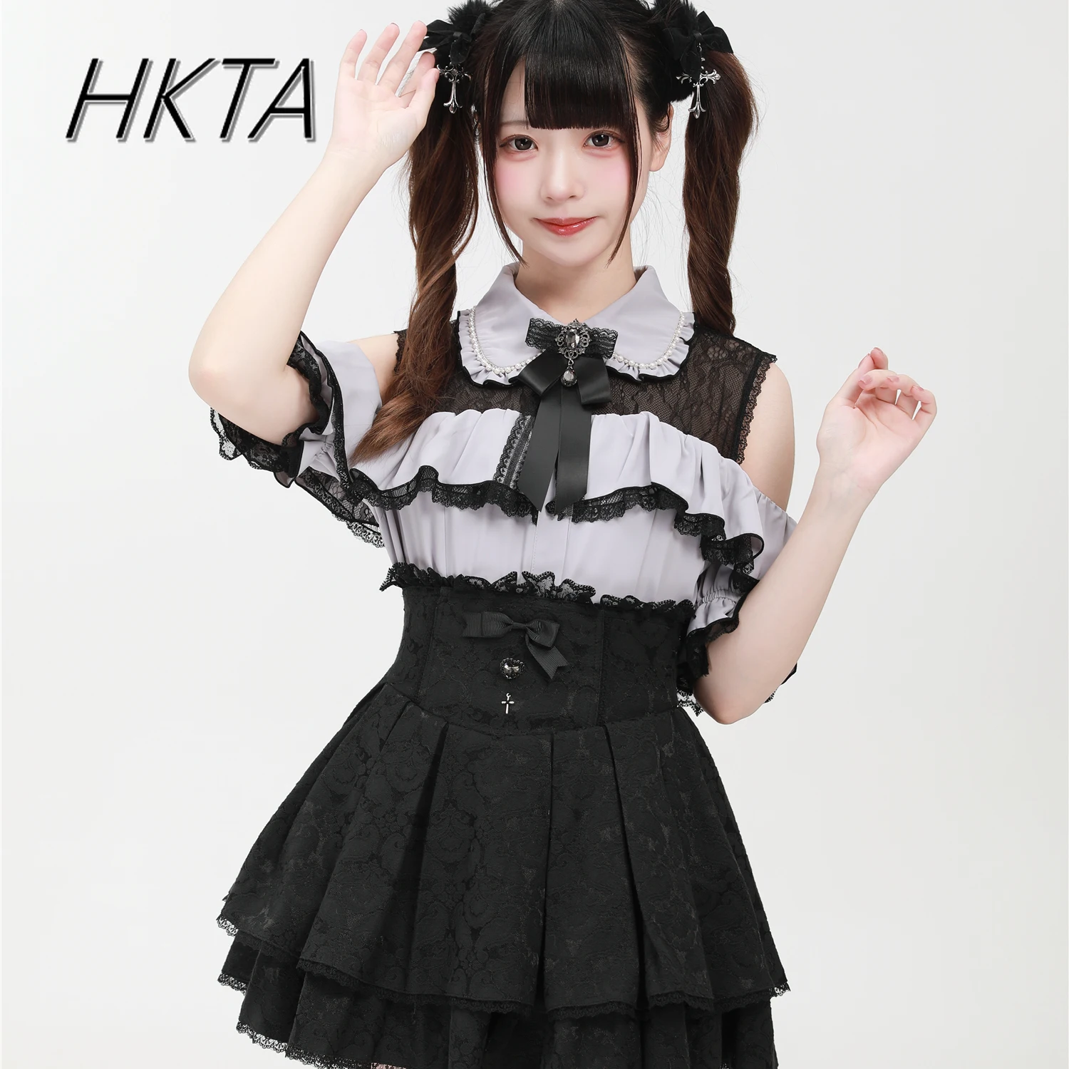 

Bow Pearl Doll Collar Off Shoulder Short Sleeve Shirts Women Summer Shirt Top Lolita Sweet Cute Lace Ruffles Blouse Lolita Girls