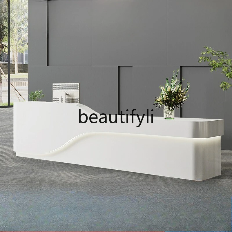 

Стойка регистрации компании, офисная стойка, простой лак, стойка регистрации, барный стол, магазин отеля, касса