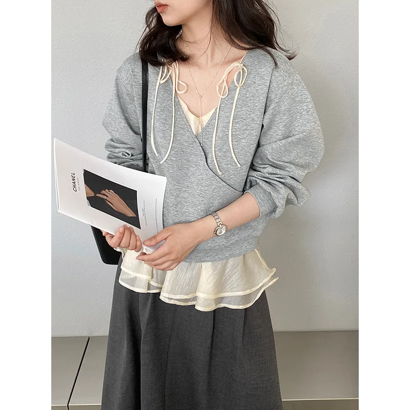 

Французский свитер с V-образным вырезом и имитацией двухслойности, на шнуровке, женский, весенний, модный, с рюшами, свободный, повседневный, милый, в стиле кавай, женский топ