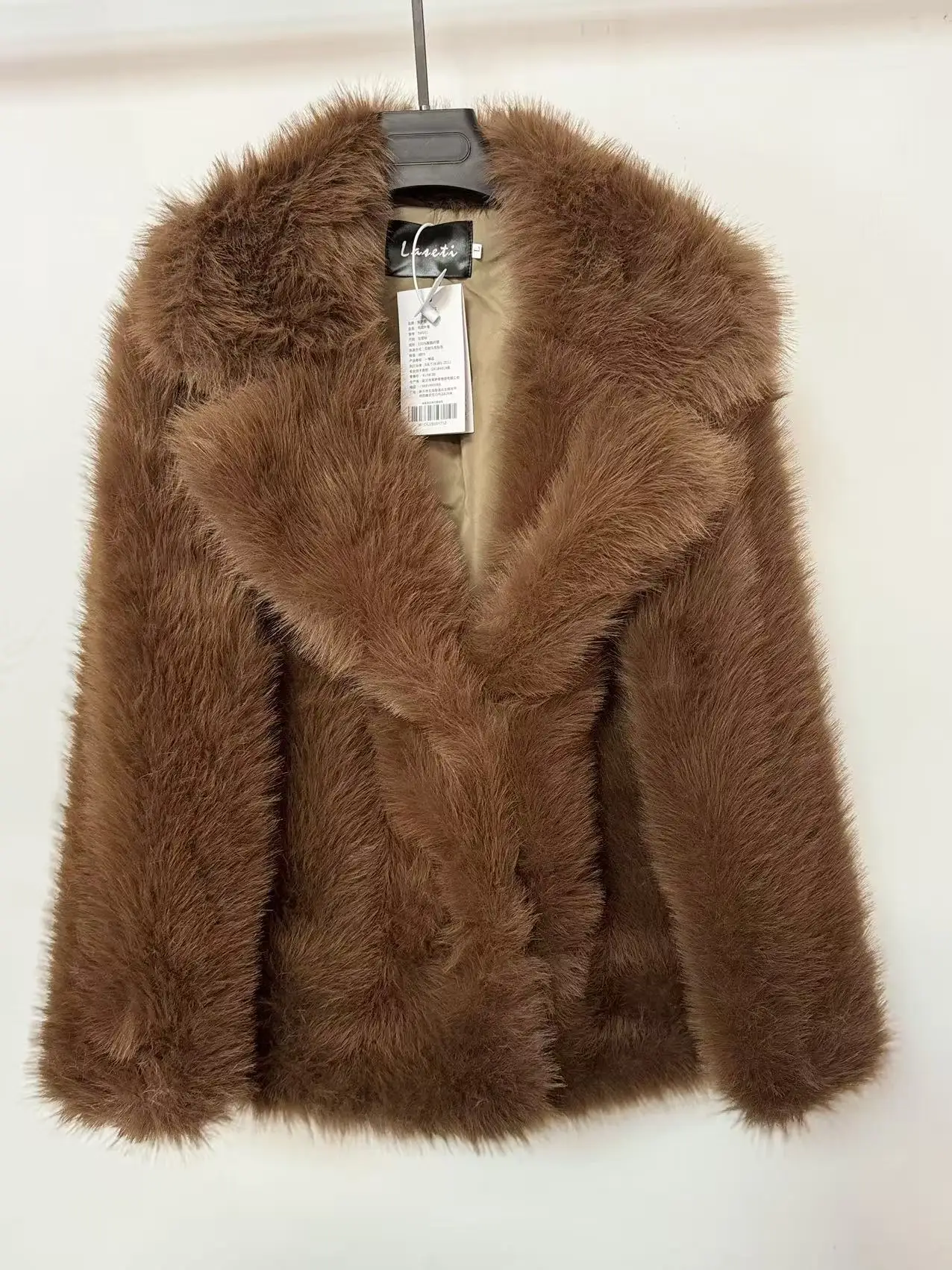 Thick faux fur and fox fur coats for autumn and winter, women's overcoats, mid-length and fashionable fur for the elderly
