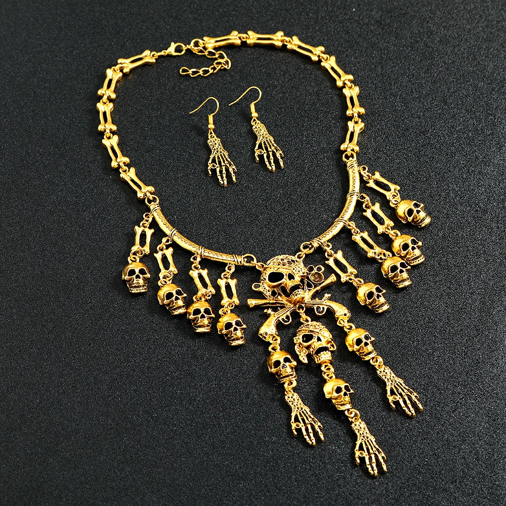 Halloween Accessories  Exaggeration Skeleton Charms Choker Retro Metal Pendants Necklaces horro Skull Bones Clavicle Chain Gifts