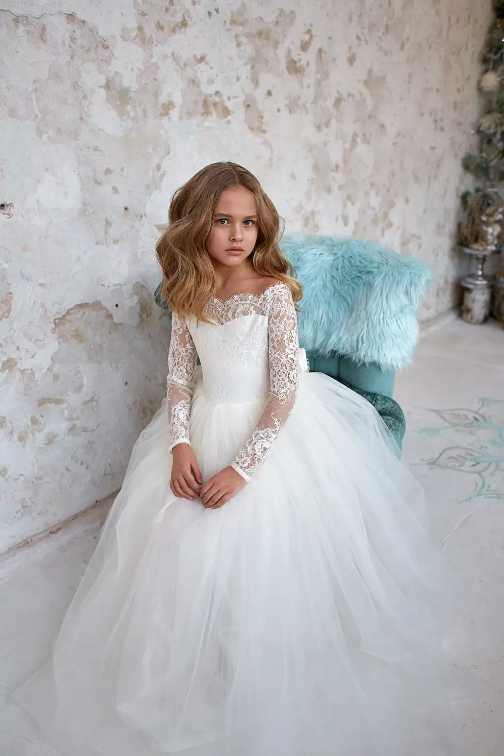 Full Sleeves Flower Girl Dress Bohemian Tulle Ivory White Lace Bow Girls First Communion Gown Junior Bridesmaid Dress