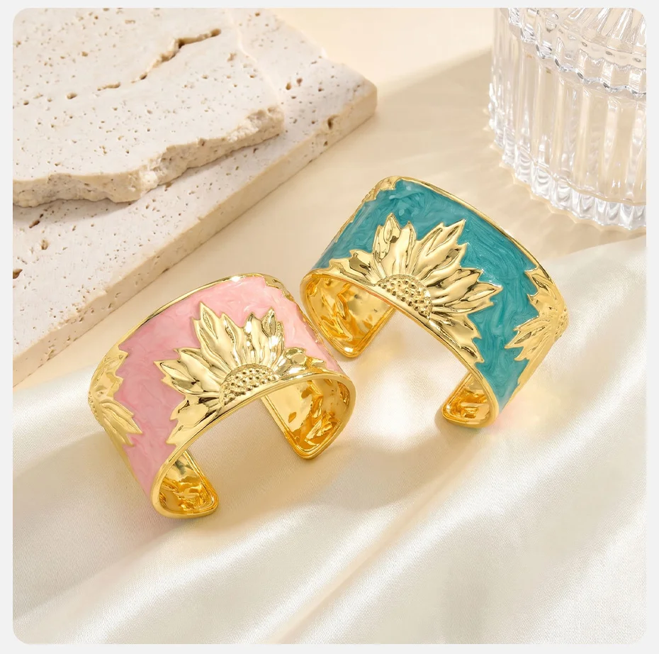 Vnox Vintage Chunky Emaille-Armreif in Blumenform für Damen, vergoldet, mit übertriebener Öltropfen-Optik, offener Armreif, Statement-Schmuck – Detail 6