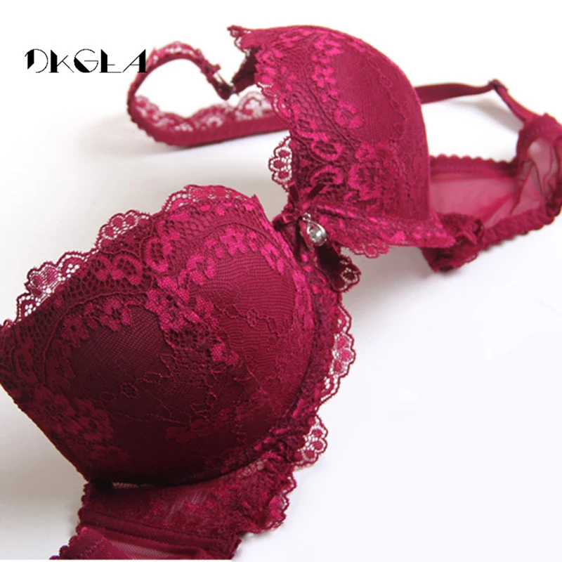 Classic Black Women Underwear Lace Embroidery Push Up Bra Cotton Thick Brassiere A B C Cup Sexy Bras Adjustable Deep V Lingerie