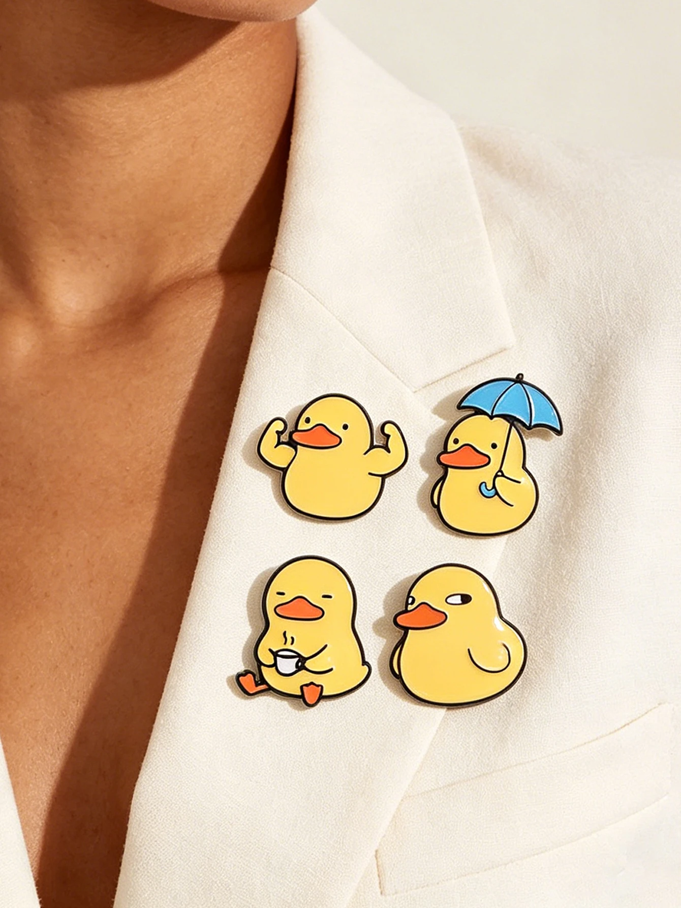 Cartoon Expression Duck Enamel Brooch Set, 4 Styles, Cool Yellow Duck with Umbrella Coffee Muscle Design Lapel Pin, Novelty Animal Badge Accessories