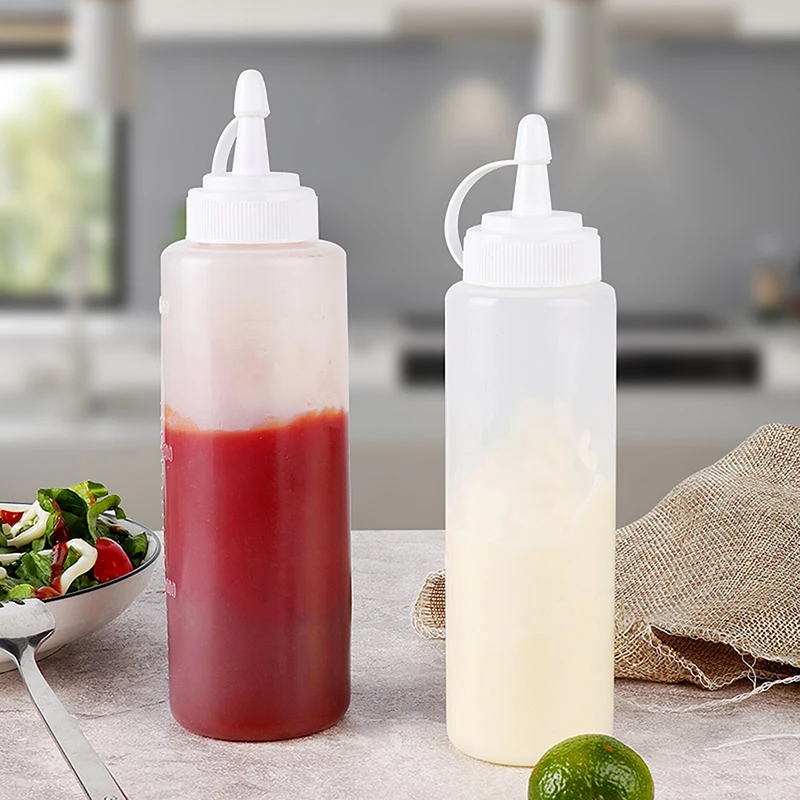 4Pcs 240ml Clear Squeeze Squirt Condiment Bottles Plastic Spiked Sauce Bottle Salad Dressing Dispenser Ketchup Container