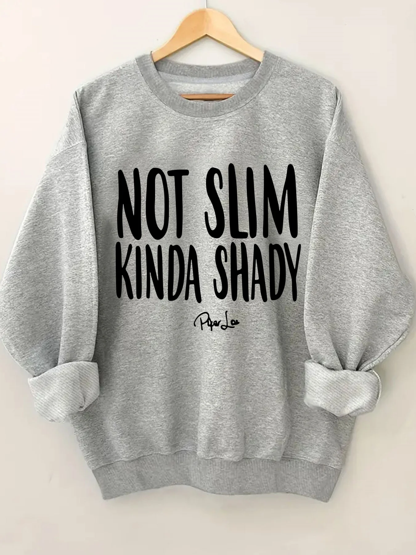 

Fashionable Ladies round Neck Sweatshirt Letter Pattern Print Comfortable Streetwear Casual Street Style