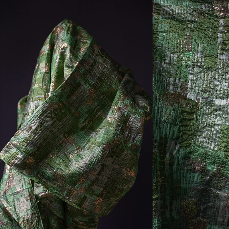 Green and Gold Heavy-duty Ruffled Texture Jacquard Fabric English Newspaper Texture Puffed Large Silhouette Bubble Skirt Fabric