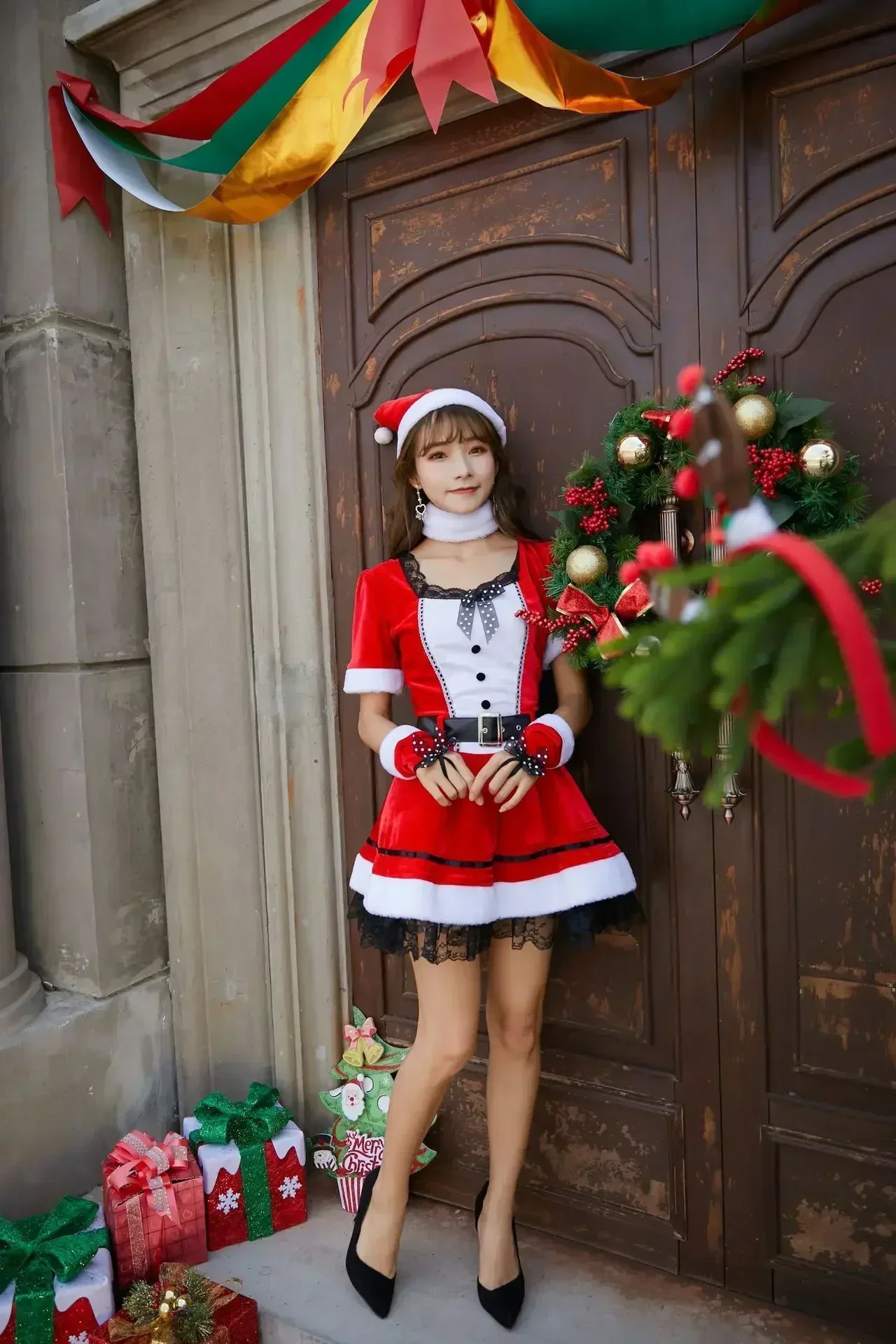 Adults Lady Women Santa Claus Costumes Sexy Velvet Christmas Suit Female Santa Claus Cosplay Xmas Party Fancy Dress