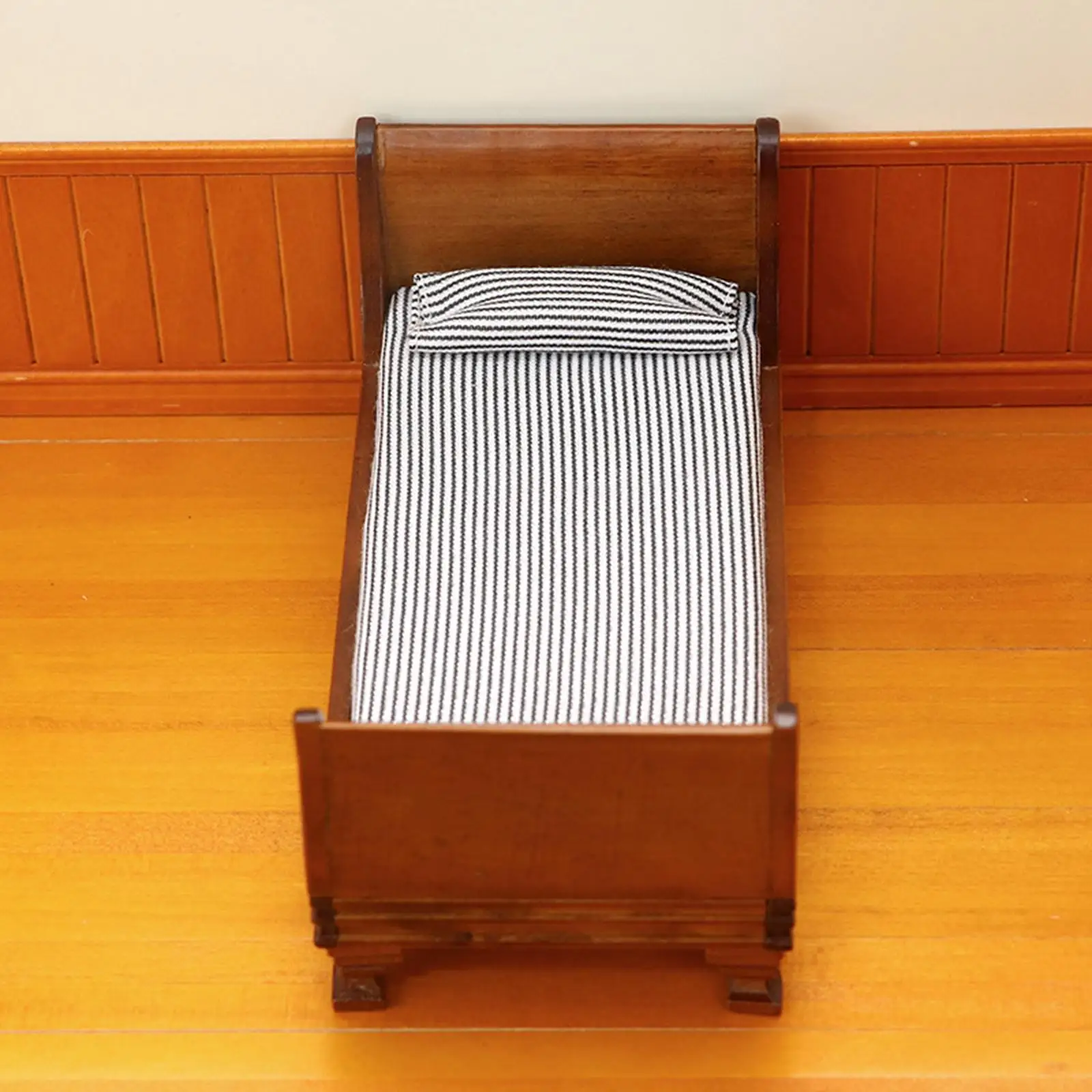 

1/12 Single Bed Dollhouse Life Scene Living Room Scenery Mini Ornaments