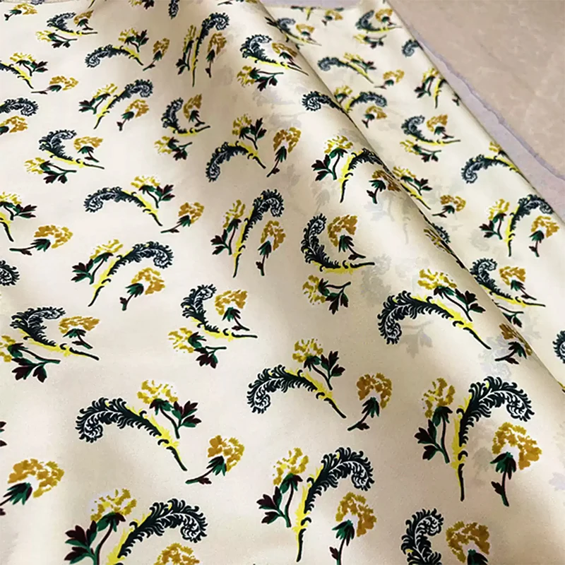 1 meter 100% Mulberry Silk 16 momme Twill Silk Fabric Beige Color Flower Printed 114cm 44" wide by the yard XL499