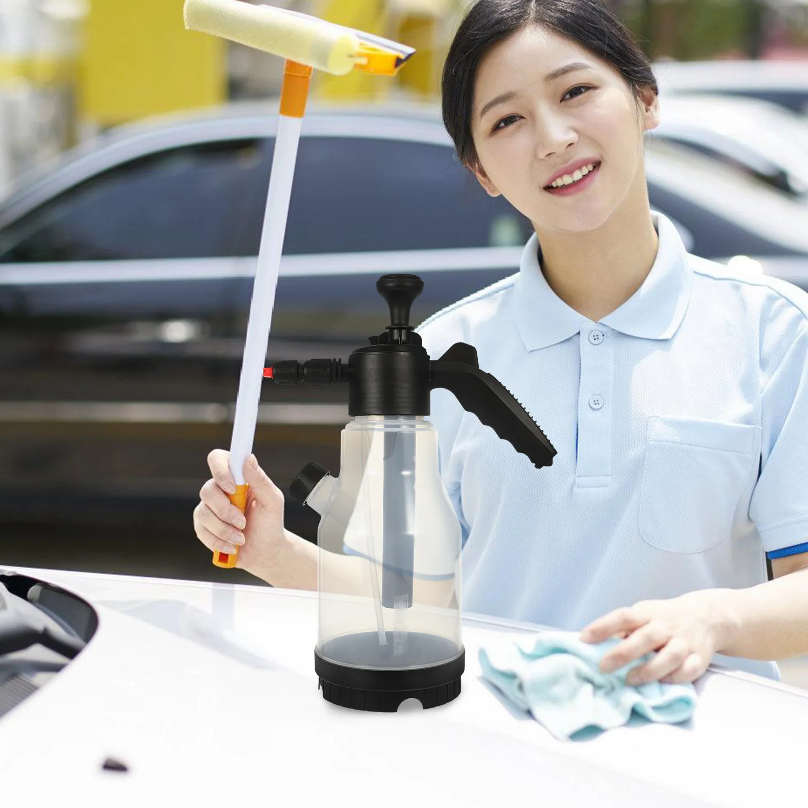 

2L Handheld Pump Pressure Sprayer Foam Spray Bottle Car Wash Detailing Tool Hdpe Material Compact Lightweight Garden Auto