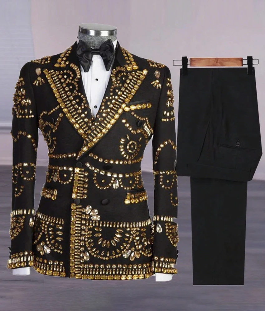 

Мужской костюм-двойка с бисерной отделкой на лацканах, приталенный, для свадьбы, выпускного, вечеринки и выступлений на сцене, с пиджаком и брюками.