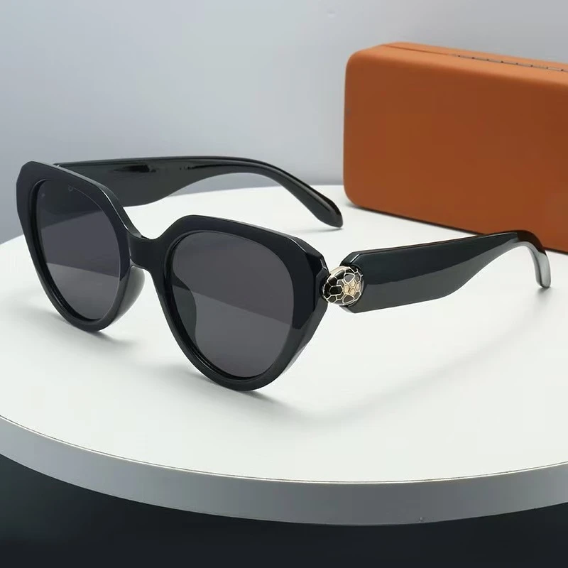 Luxury Vintage Cat Eye Snake Head Metal Sunglasses for Women Men Designer Punk Sun Glasses Sexy Ladies Sunglass Shades UV400