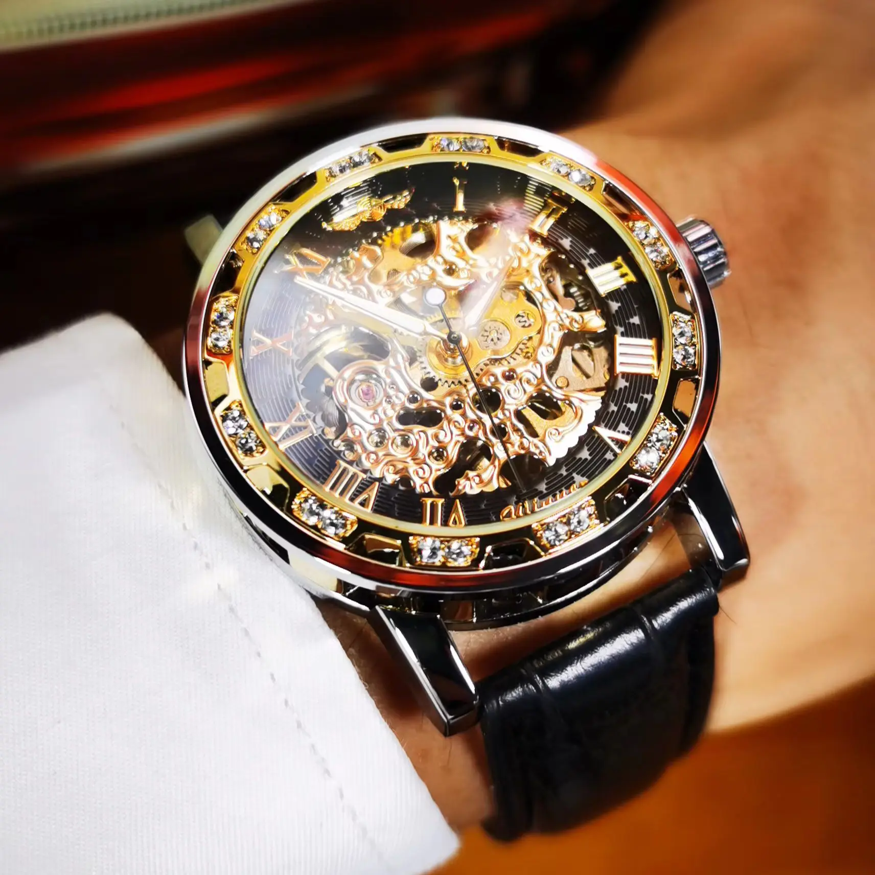 WINNER Business Watch for Women Luxury Skeleton Hand Winding Mechanical Watches Top Brand Fashion Lady Wristwatch Leather Strap