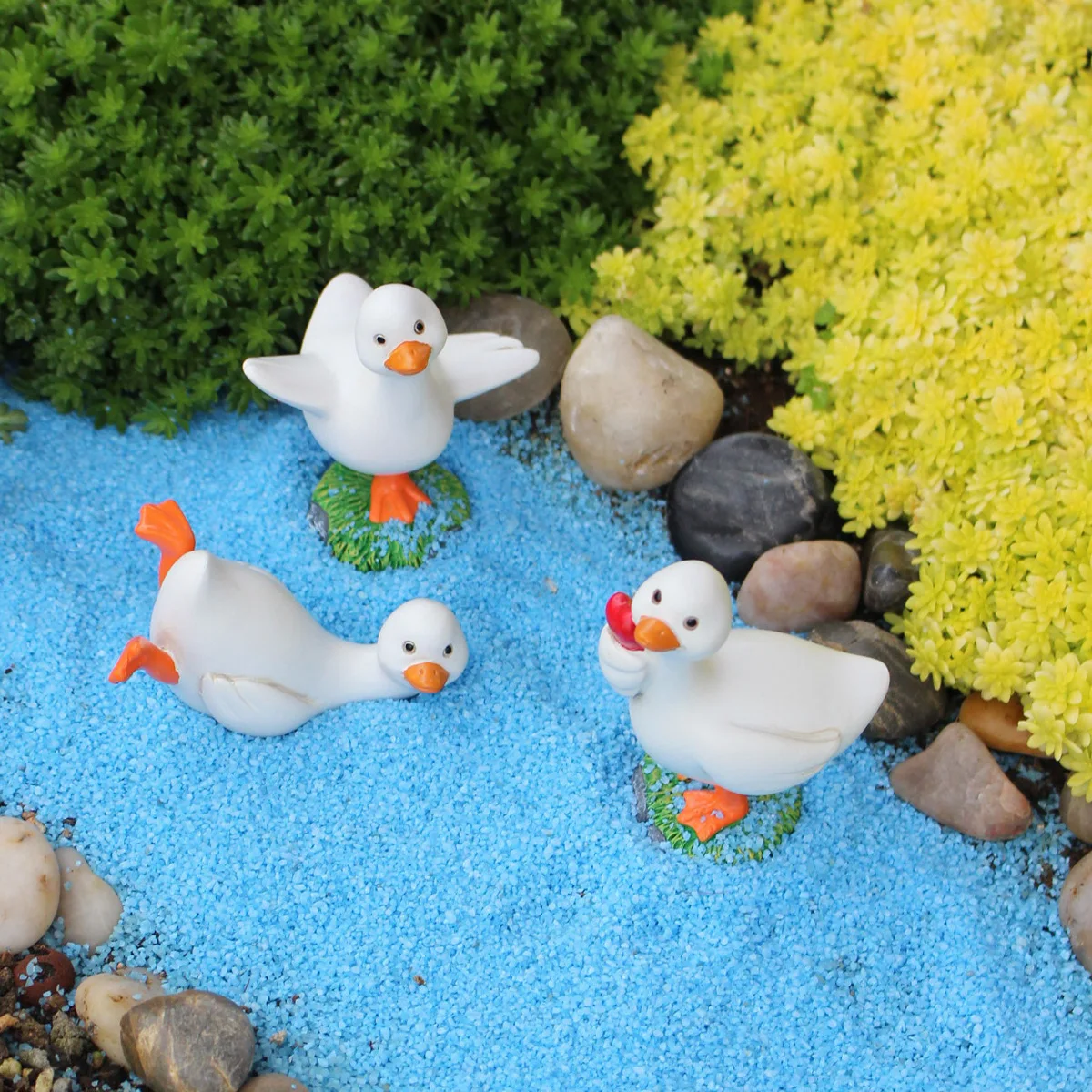 Mini Duck Beach Scene- Resin Micro Landscape, Cute for Aquarium & Desk